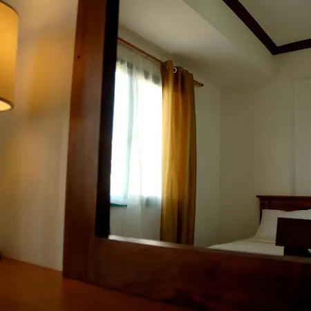 Isabelle Royale Makati Hotel